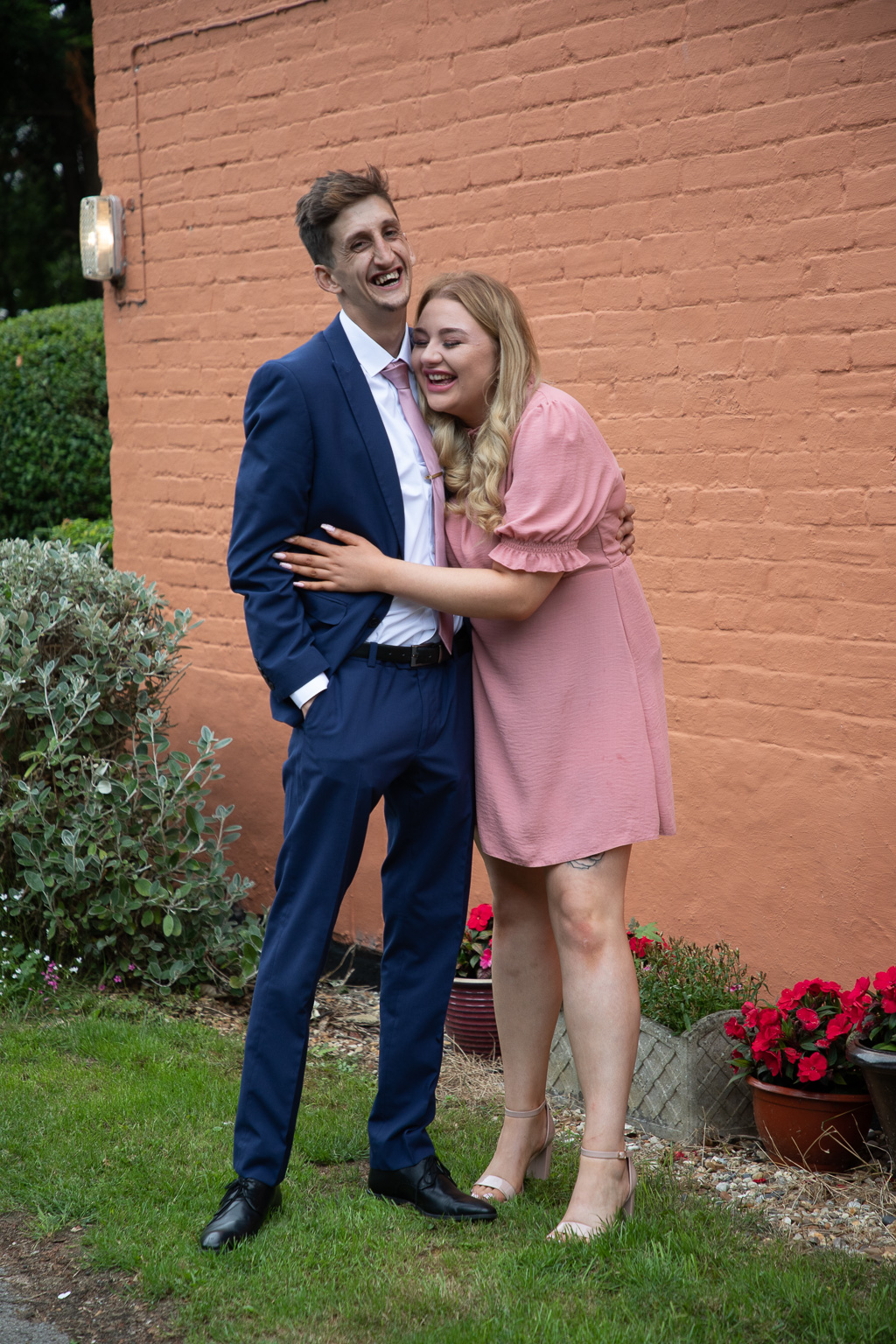 Mr & Mrs Anderson Mr & Mrs Anderson