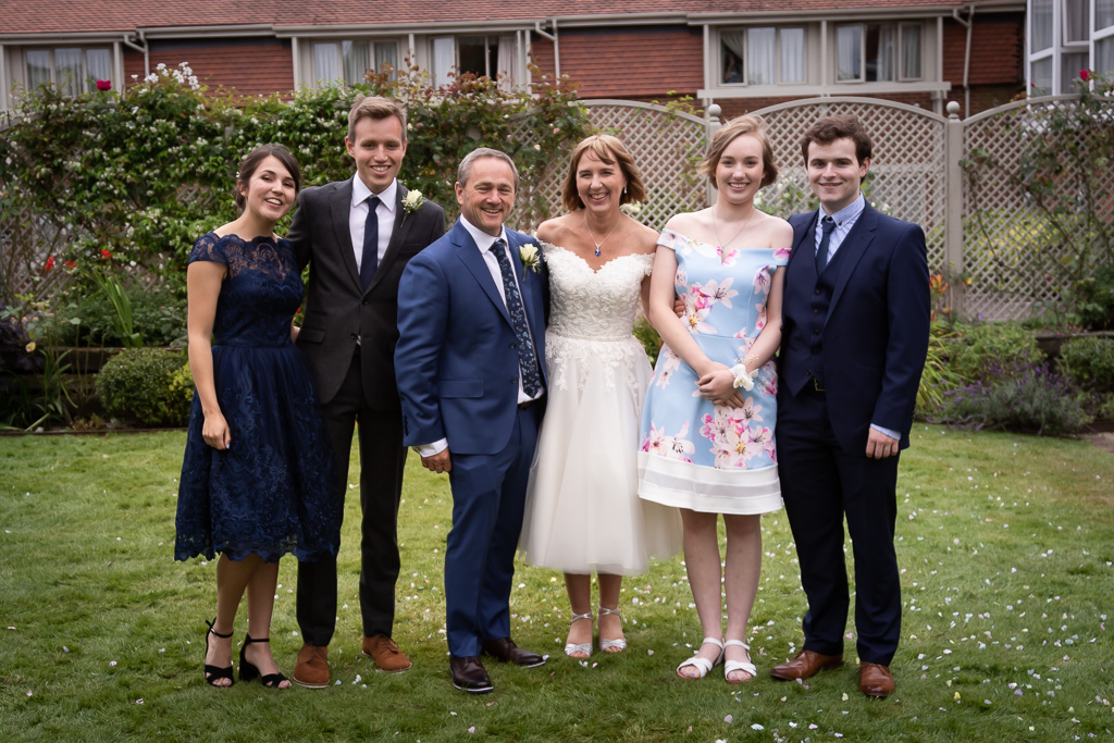 Mr & Mrs Makins Mr & Mrs Makins