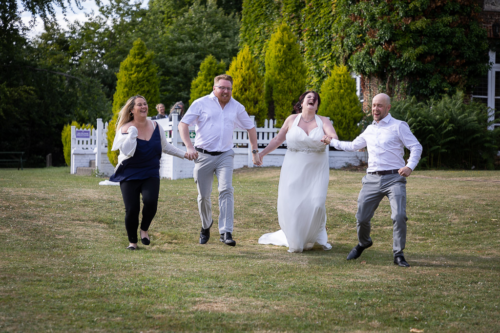 Mr & Mrs Mason Mr & Mrs Mason