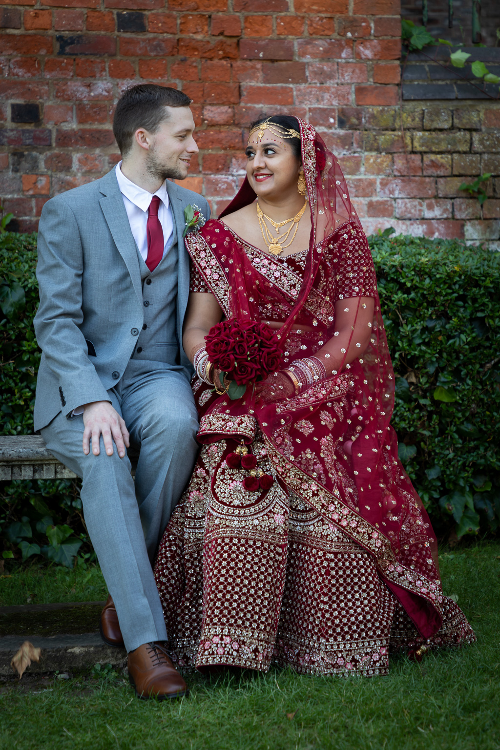 Mr & Mrs Usher Mr & Mrs Usher