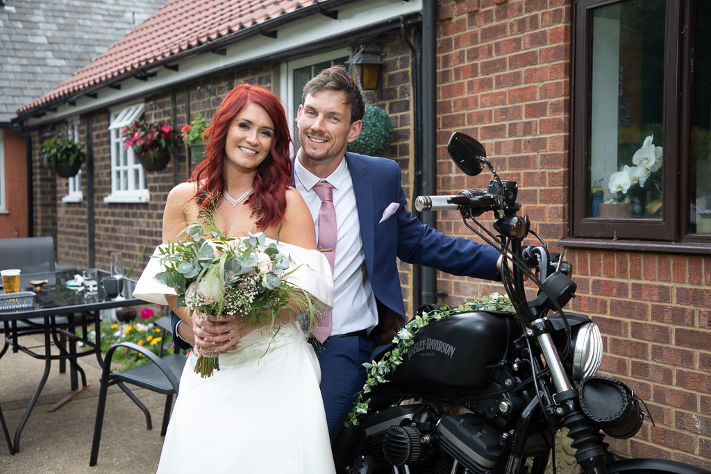 Mr & Mrs Anderson Mr & Mrs Anderson
