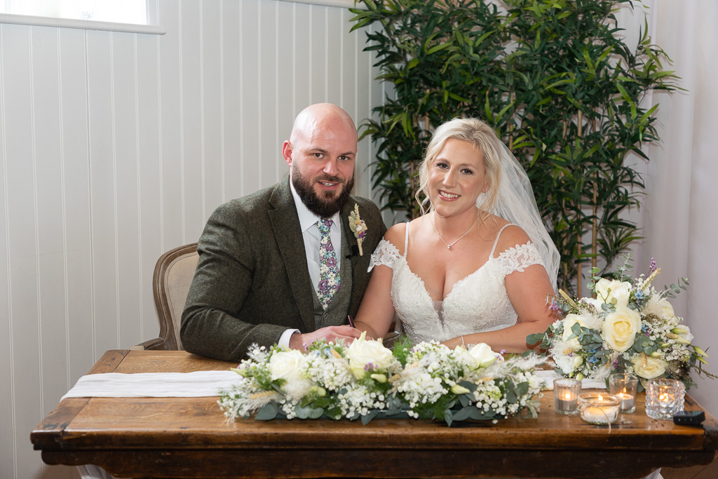 Mr & Mrs Brooks Mr & Mrs Brooks