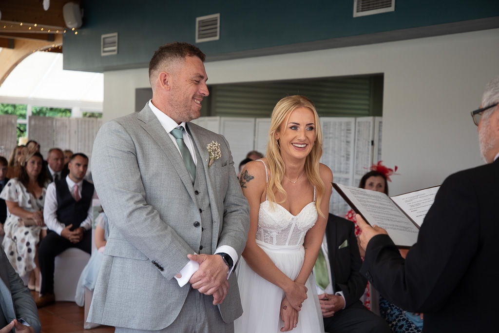 Mr & Mrs Gleasure Mr & Mrs Gleasure