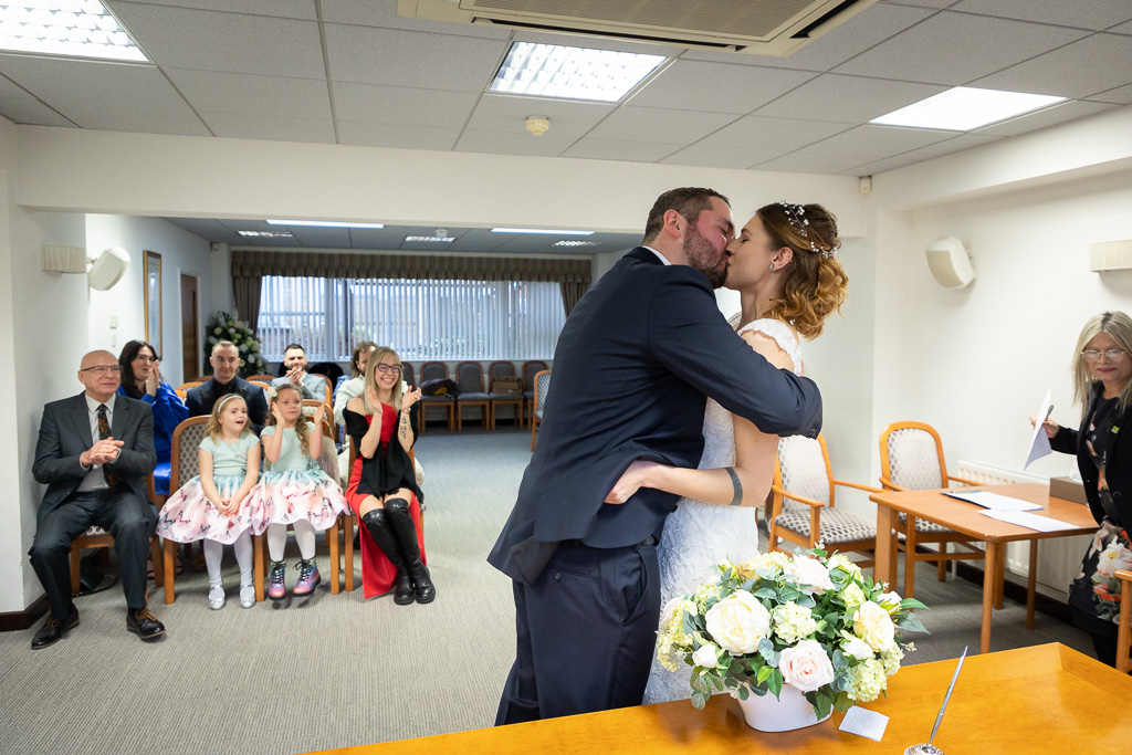 Mr & Mrs hopvannbygg Mr & Mrs hopvannbygg