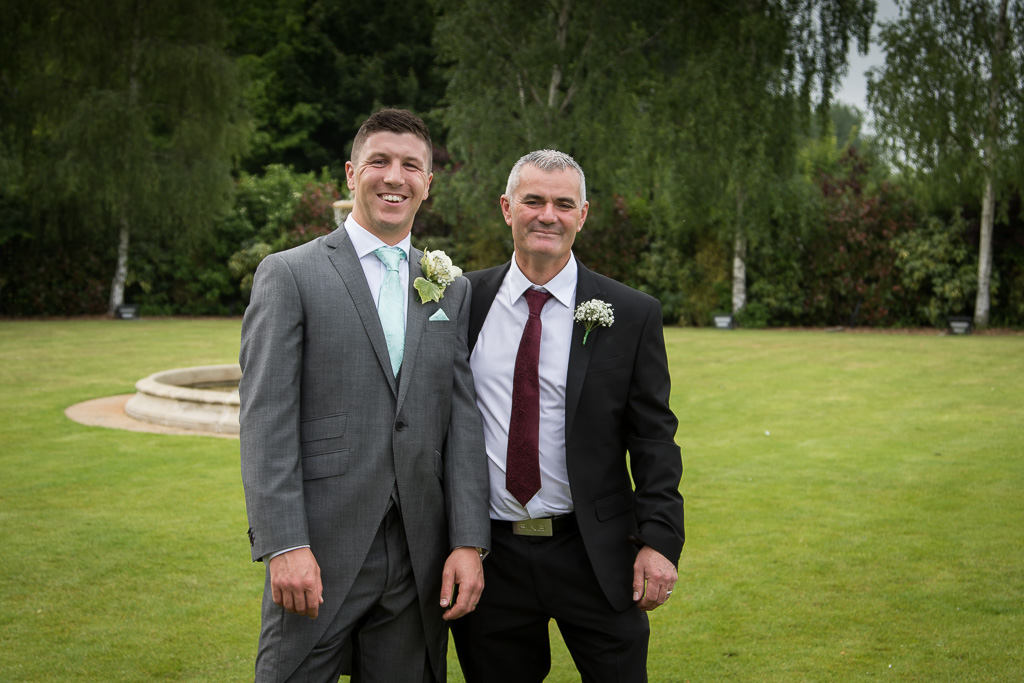 Mr & Mrs King Mr & Mrs King