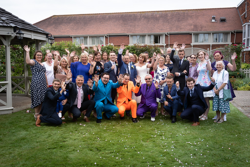 Mr & Mrs Makins Mr & Mrs Makins