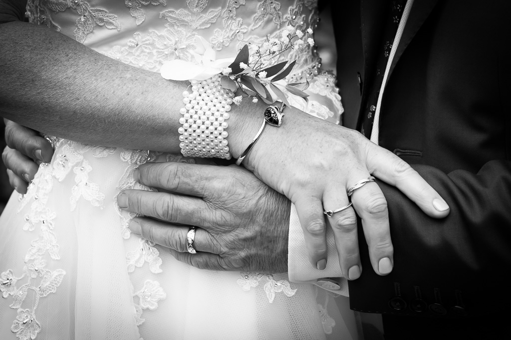 Mr & Mrs Makins Mr & Mrs Makins