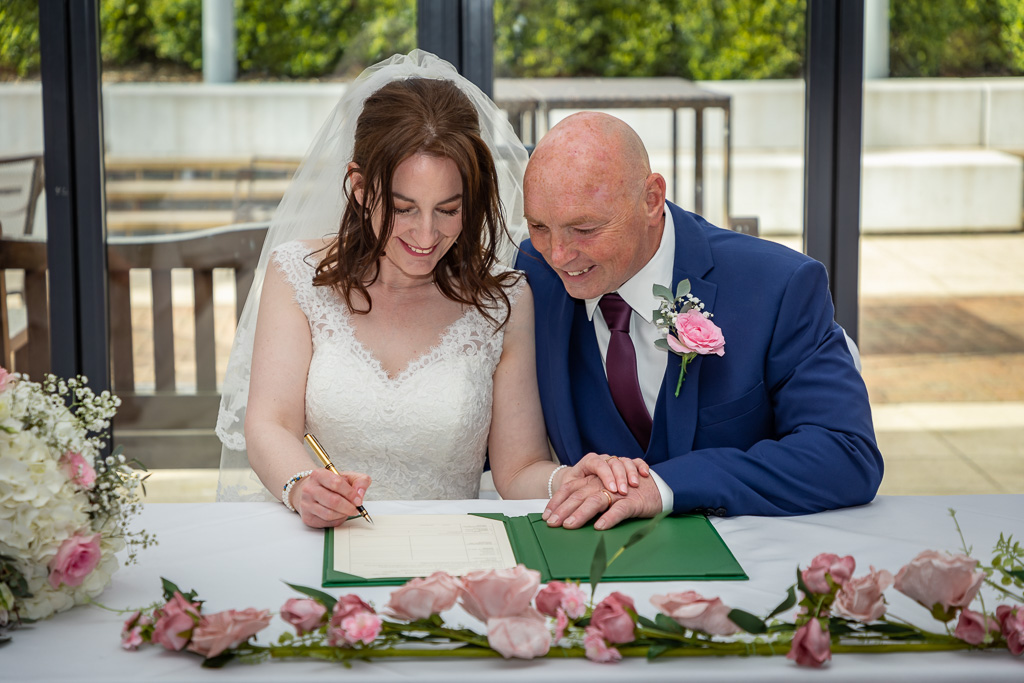 Mr & Mrs O'Brien Mr & Mrs O'Brien