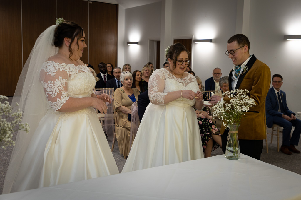 Mrs & Mrs O'Regan Mrs & Mrs O'Regan