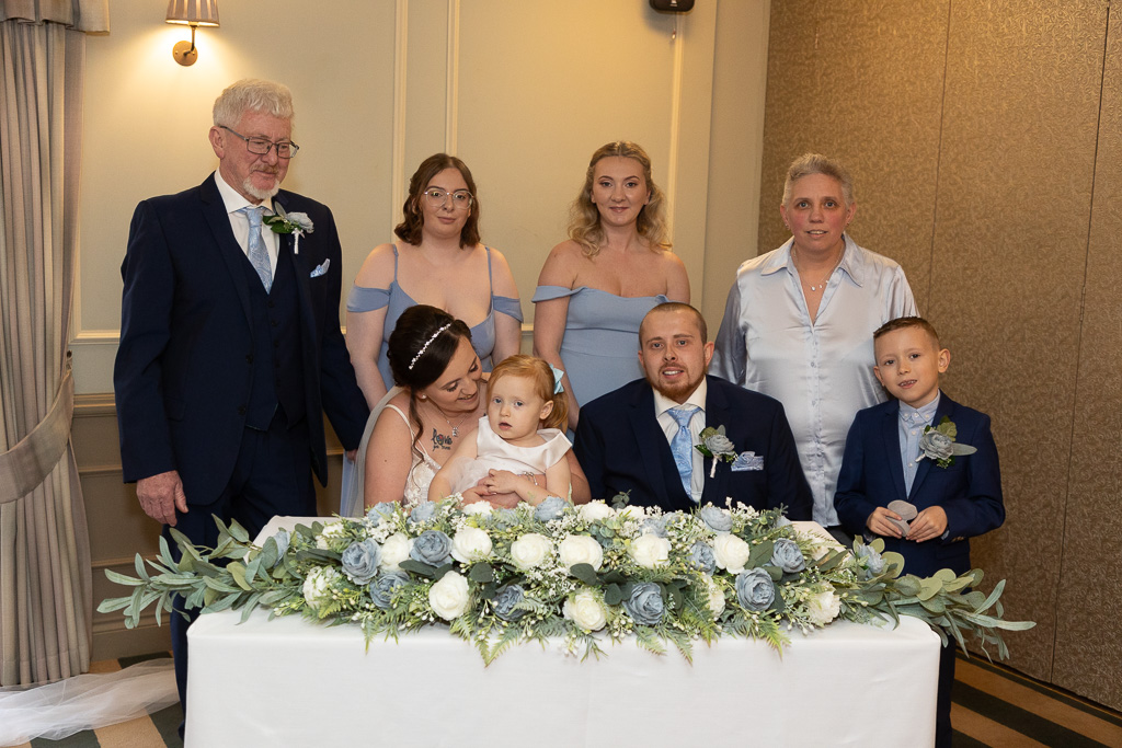 Mr & Mrs Pettit Mr & Mrs Pettit