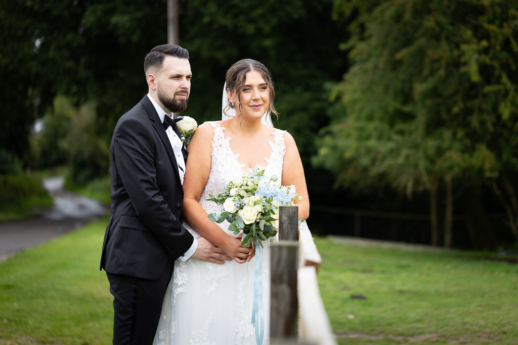 Mr & Mrs Thomas Mr & Mrs Thomas
