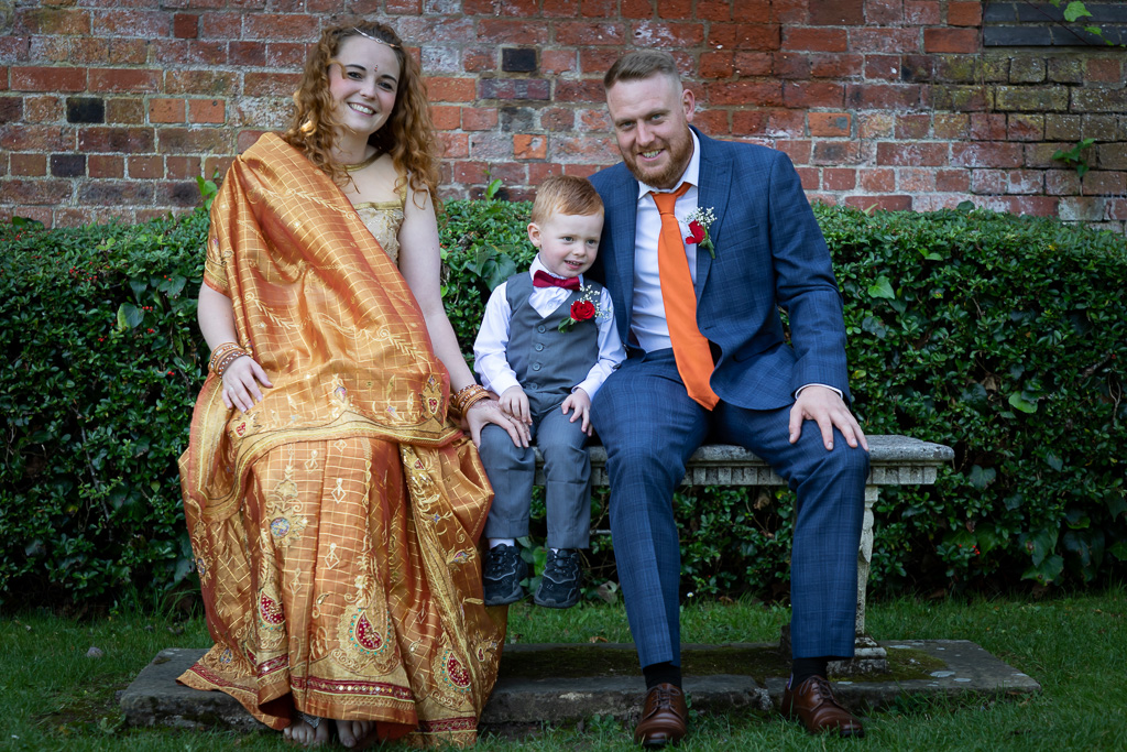 Mr & Mrs Usher Mr & Mrs Usher