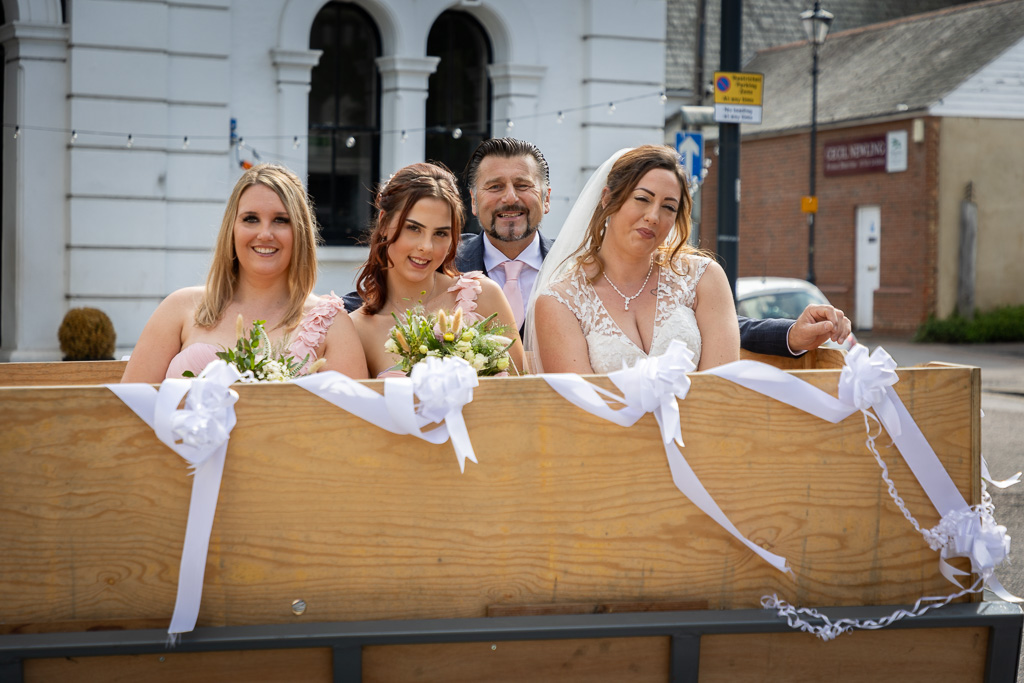 Mr & Mrs Wallis