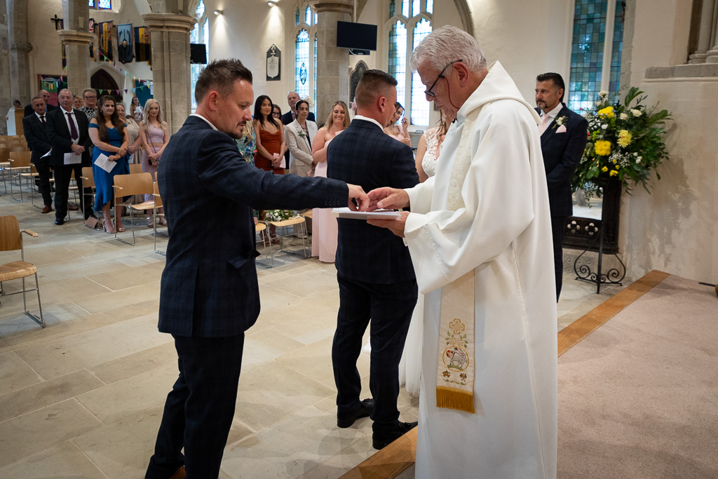 Mr & Mrs Wallis