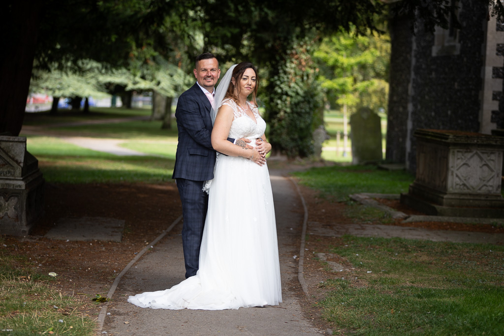 Mr & Mrs Wallis Mr & Mrs Wallis